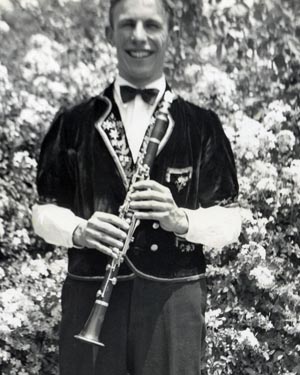 Early photo of Rheiny
